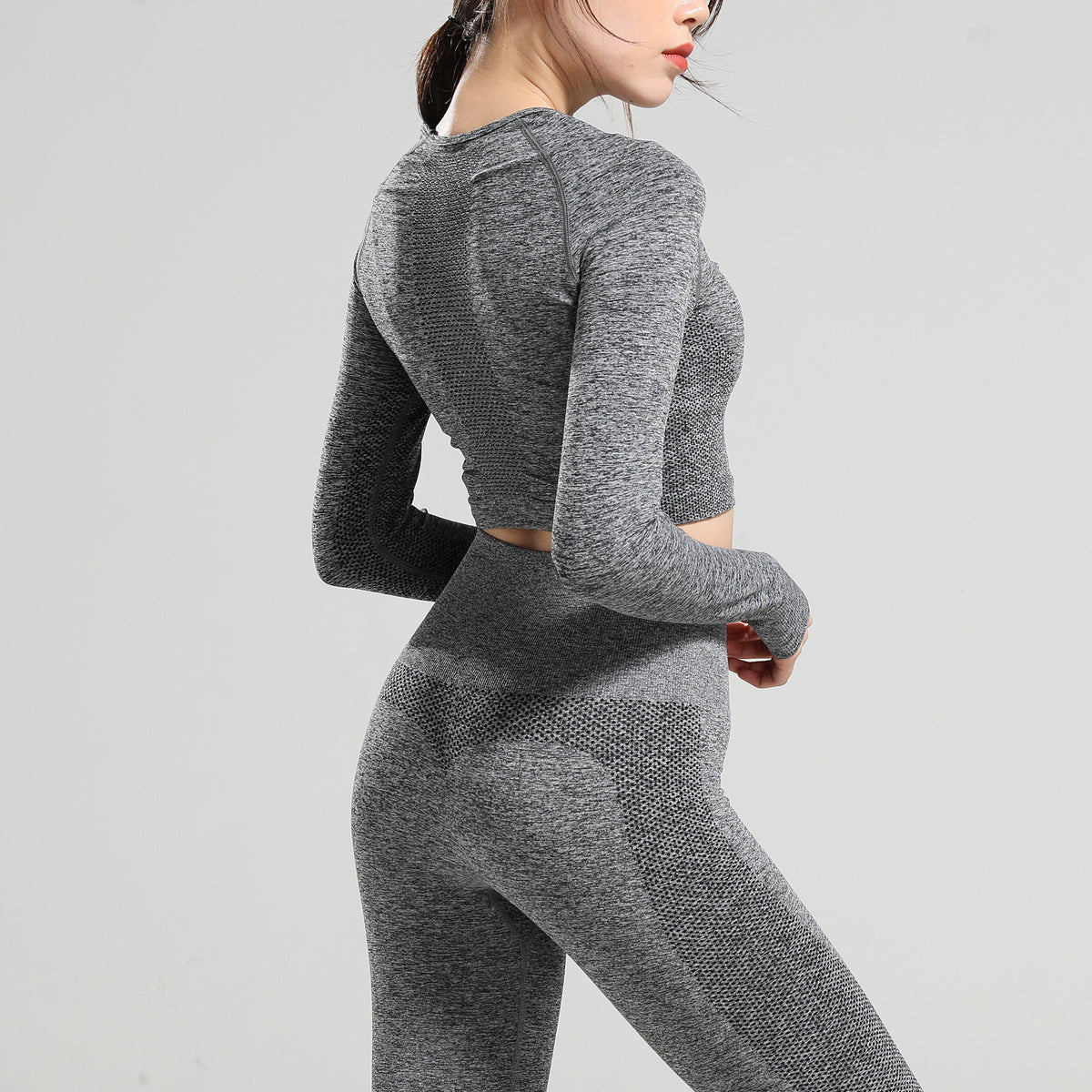 CURVAS ATELIER Yoga set designed for  the modern woman