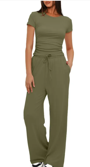 Curvas Atelier 2-Piece Solid Color Casual Yoga Set