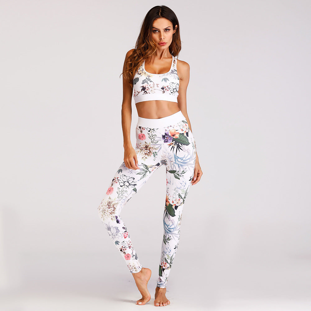 CURVAS ATELIER Women's Floral Print Yoga Set - Bra & Leggings Outfit