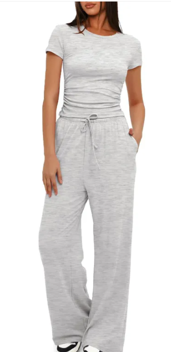 Curvas Atelier 2-Piece Solid Color Casual Yoga Set