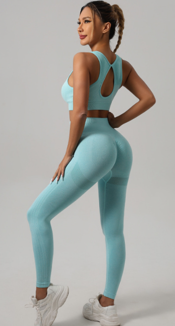 CURVAS ATELIER Nylon Backless Yoga Set