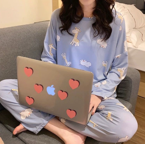 CURVAS ATELIER Women's Long Sleeve pajama set perfect for both spring and autumn wear.
